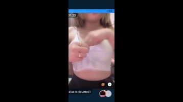 Pentil Transparan Miss Ajeng Host Cantik di Bigo Live