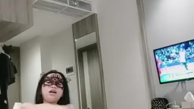 Bokep Ngentot Clumsy di Hotel Puasin Nafsu Bling2