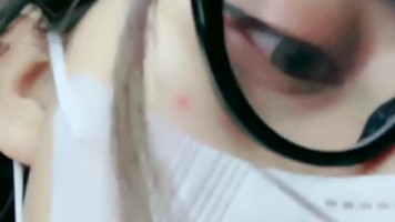 Host Cantik Berkacamata Mulus Bugil Omek ID 33939412 Mango