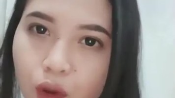 Mbak Izzy Bugil Remas Toket Live